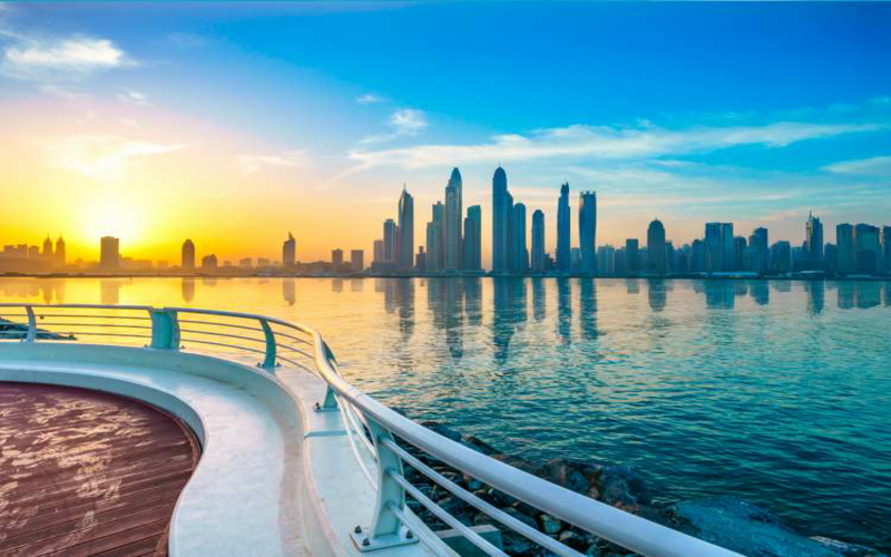DE VENECIA A DUBAI
